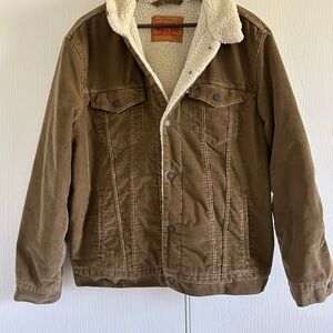 LEVI'S MEN'S TAN SHERPA LINED TRUCKER JACKET